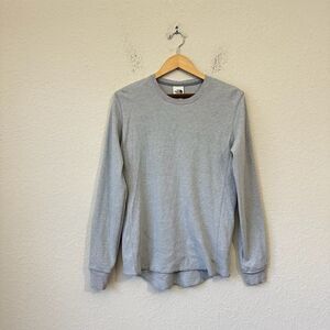 THE NORTH FACE All-Season Waffle-Knit Thermal Shirt Rib Trims in Grey